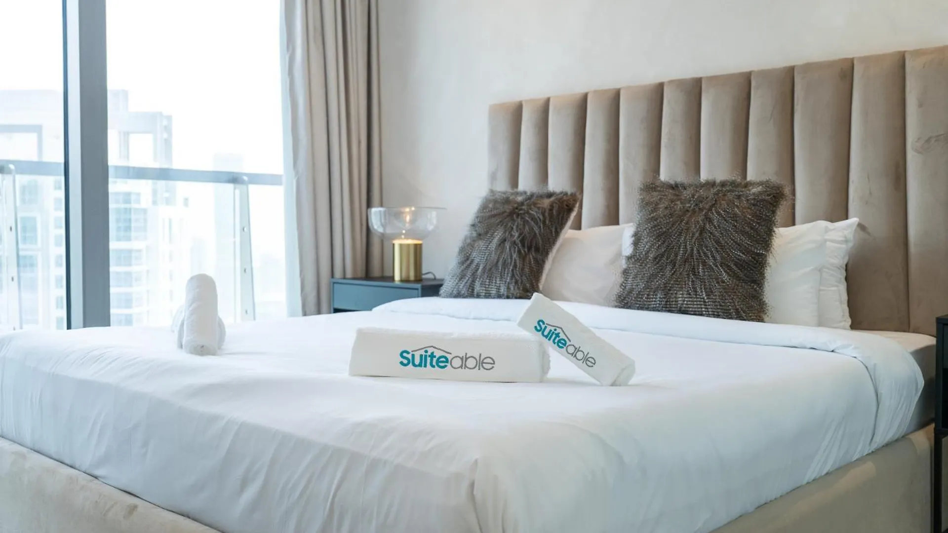 Stylish 2Bedroom W Infinity Pool On The 64Th Floor 두바이 아랍에미리트